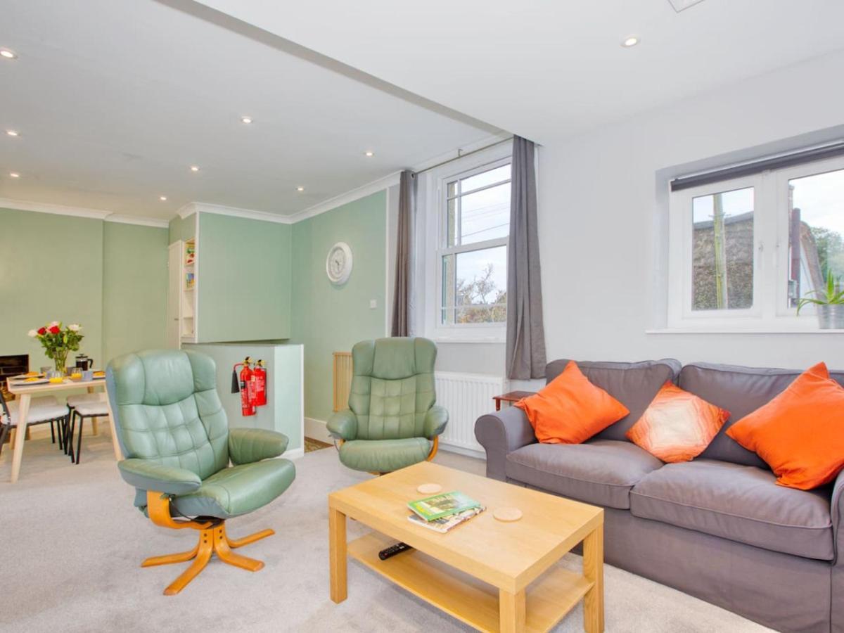 Lovely 2-Bed Apartment Colyton, Nr. Jurassic Coast エクステリア 写真