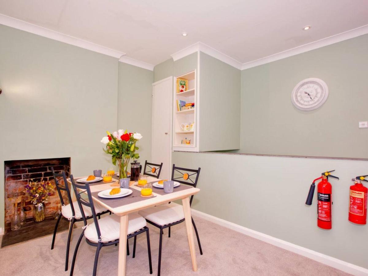 Lovely 2-Bed Apartment Colyton, Nr. Jurassic Coast エクステリア 写真